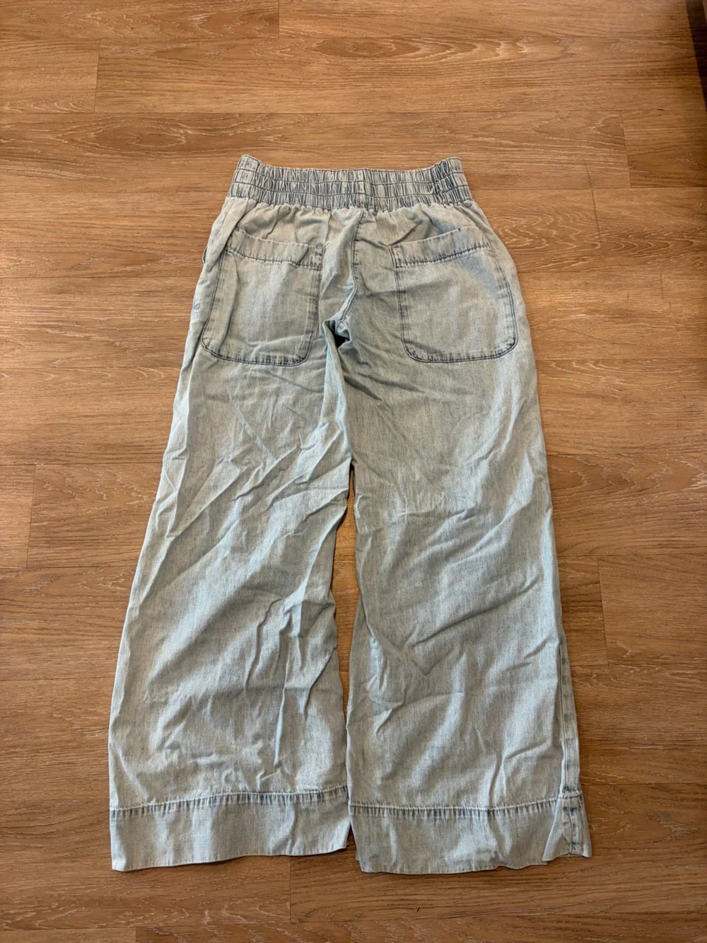 We The Free Light Gray Cargo Pants